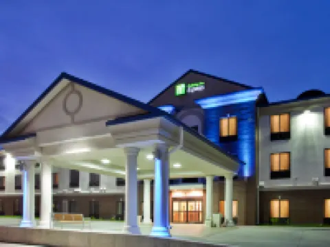 Holiday Inn Express & Suites Mcpherson by IHG Hotels in McPherson