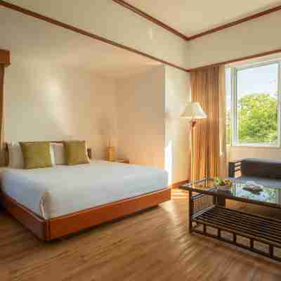Centara Life Hotel Mae Sot Rooms