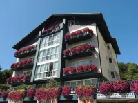 Apartamentos Mundaka Hoteles en Bermeo