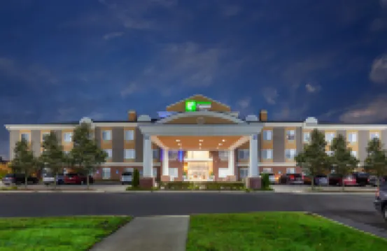 Holiday Inn Express & Suites WOODHAVEN by IHG Hotels in Wayne County