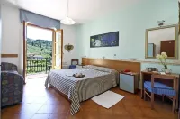 Albergo Ristorante San Matteo Hotel in zona Pista ciclabile di Imperia