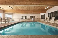 Independence Stay Hotel and Suites Hotels in Marinette
