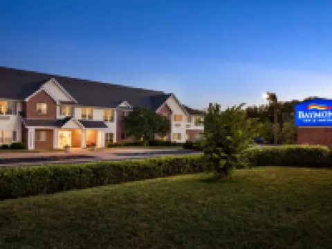 Baymont by Wyndham Wichita East Hotels in Wichita