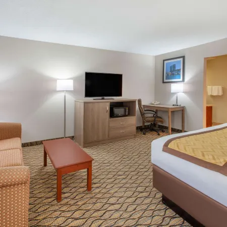 Baymont by Wyndham Grand Rapids Airport
