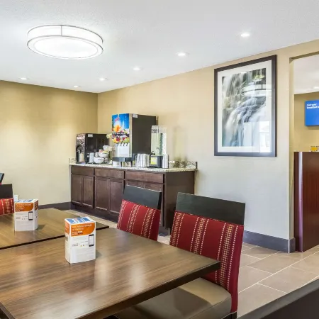 Comfort Inn Norwalk - Sandusky