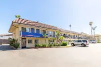Motel 6 Riverside, CA - UCR East Отели в г. Риверсайд