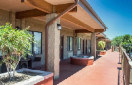 Quality Inn Benson I-10 Exit 304