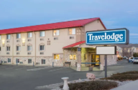 Travelodge by Wyndham Loveland/Fort Collins Area 鄰近Seven Lakes Park的酒店