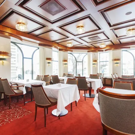 Hotel Bishops Arms Malmö Отели рядом с достопримечательностью «Центральный железнодорожный вокзал Мальме»