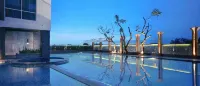 Aston Jember Hotel & Conference Center - piscine