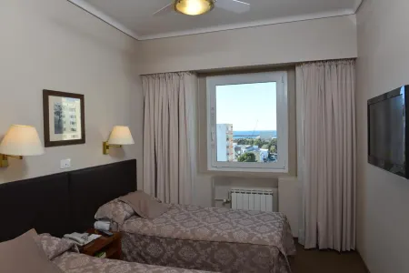 Comodoro Hotel Отели в г. Комодоро-Ривадавия