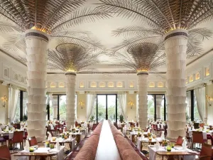 杜拜卓美亞古堡酒店——皇宮