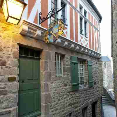 Auberge Saint Pierre Hotel Exterior