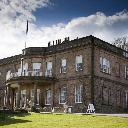 Wood Hall Hotel & Spa
