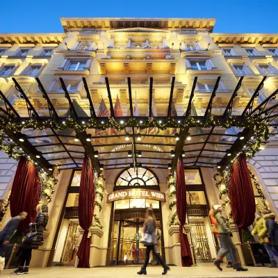 Eurostars Grand Hotel Wien Các khách sạn gần Stasiun Karlsplatz Stadtbahn
