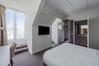 Campanile Chartres Centre - Gare - CATHÉDRALE