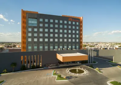 Real Inn Ciudad Juarez Hoteles cerca de Plaza Sendero