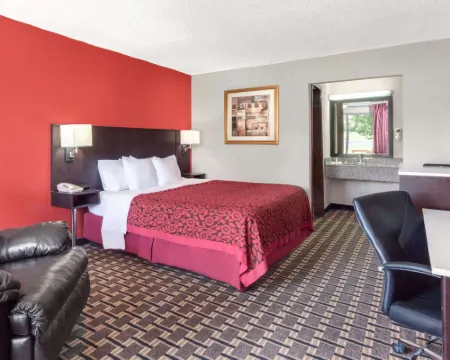 Days Inn by Wyndham Cullman Hotels in Cullman