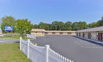 Americas Best Value Inn - Port Jefferson Station Long Island