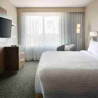 Courtyard by Marriott Irvine Spectrum Rooms