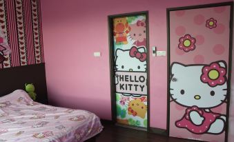 Hello Kitty Signature Suite