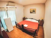 Hostel Lagares - 2 estrellas