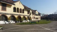 Central Park Hotels in Binasco