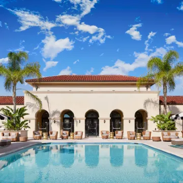 Pasadena Hotel & Pool Hotel berhampiran Kolej Occidental