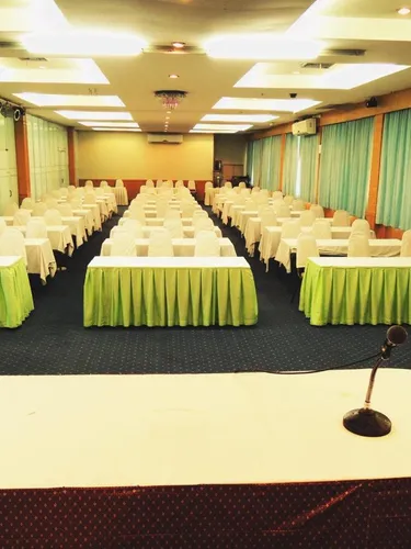 รูปภาพของโรงแรมเลคอินน์