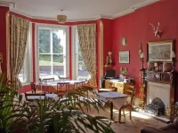 Holywell House Hotel di Charnwood