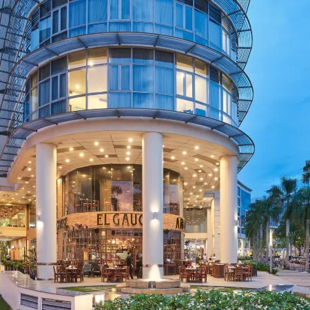 Crescent Residence 1 Отели рядом с достопримечательностью «Район 7»