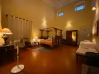 Dune Barr House - Verandah in the Forest Hotels in Raigad