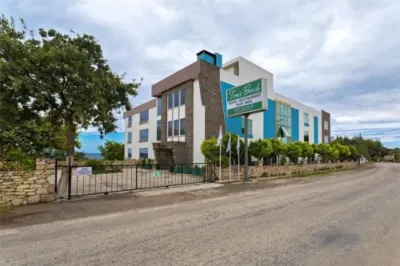 Troas Beach Hotel