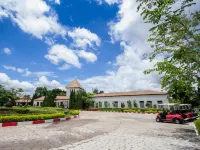 Waterford Valley Chiangrai Golf Course and Resort Hotels in Amphoe Wiang Chiang Rung