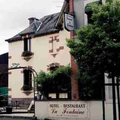 Hôtel La Fontaine Hôtel - restaurant Hotel Exterior