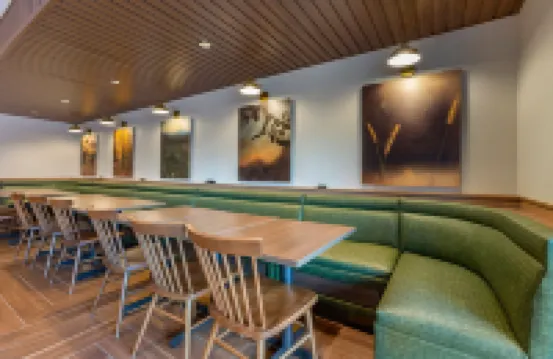 Fairfield Inn & Suites Sandusky - parking