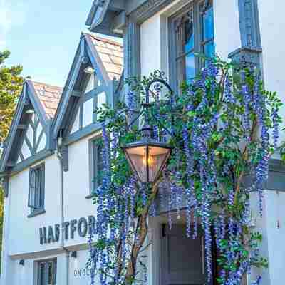 Hartford Hall on School Lane Hotel Exterior