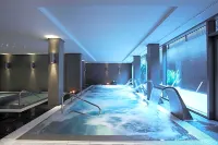 Primus Valencia - Hot Tub
