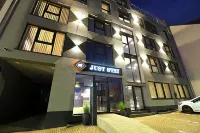 JustStay Solingen Hotel & Apartments
