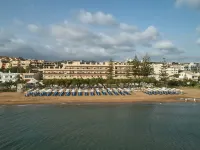 Giannoulis – Santa Marina Beach Hotel Hôtels à : Agia Marina Nea Kydonias