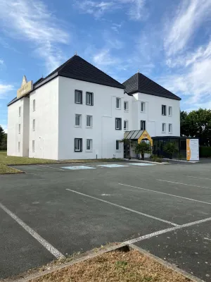 Premiere Classe la Rochelle Sud - AYTRÉ Các khách sạn ở Virson