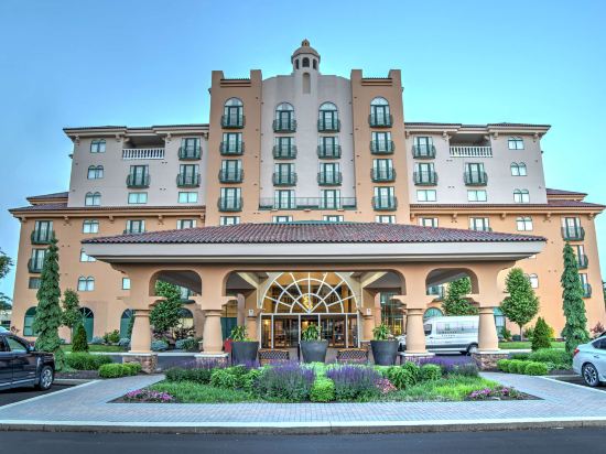 Embassy Suites by Hilton Indianapolis North