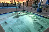 Hampton Inn by Hilton Cardiff San Diego - Bathtub