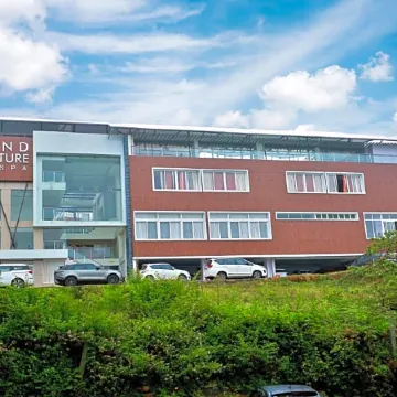 Grand Signature Hotel & Spa