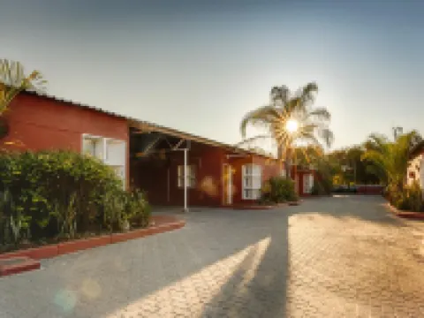 Mokoro Lodge Hotels in Maun