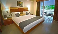 Contour Backwaters Hotels near Vellikulam grotto