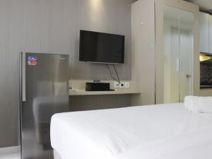 Stylish & Relaxing Studio Apartment at Parahyangan Residence Near Unpar by Travelio