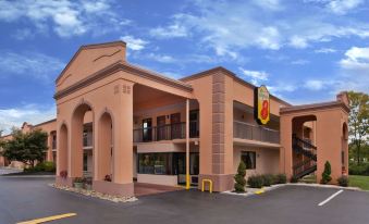 Super 8 by Wyndham Knoxville West/Farragut
