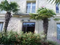La Demeure Hotels in Lunel-Viel