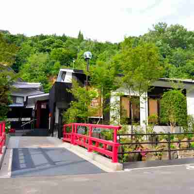 旅館 浦島 本館 Hotel Exterior